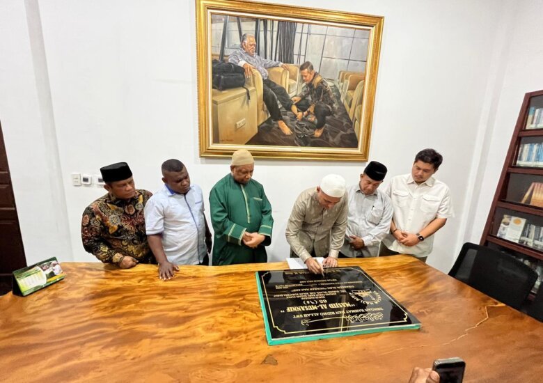 Ketua Yayasan Haji Anif Meresmikan Masjid Al-Musannif Ke-65